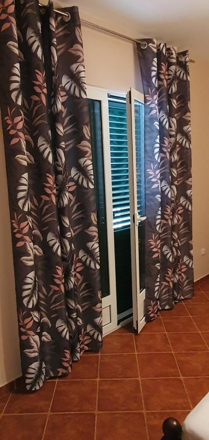 Lav Apartments Herceg Novi Esterno foto
