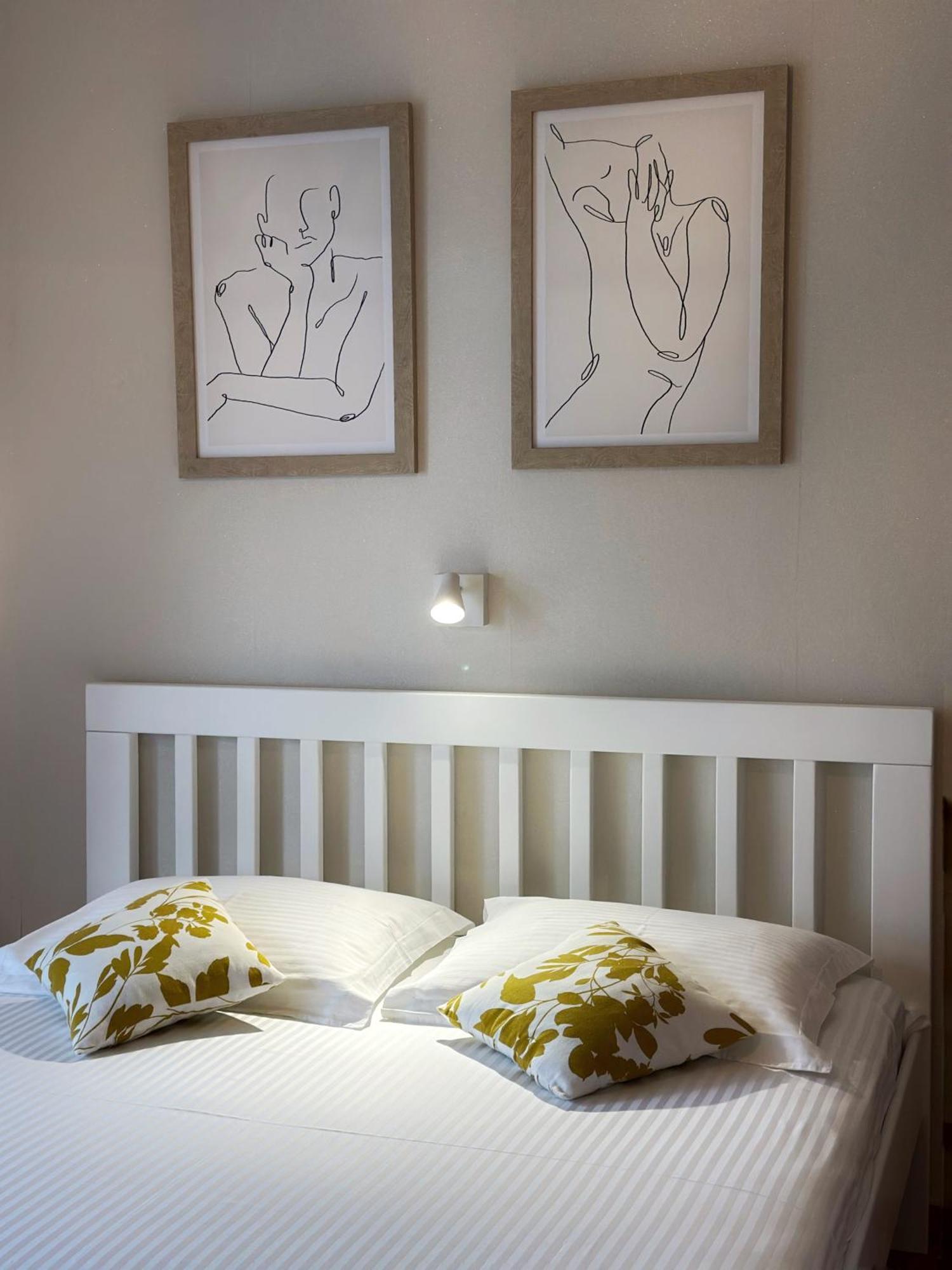 Lav Apartments Herceg Novi Esterno foto